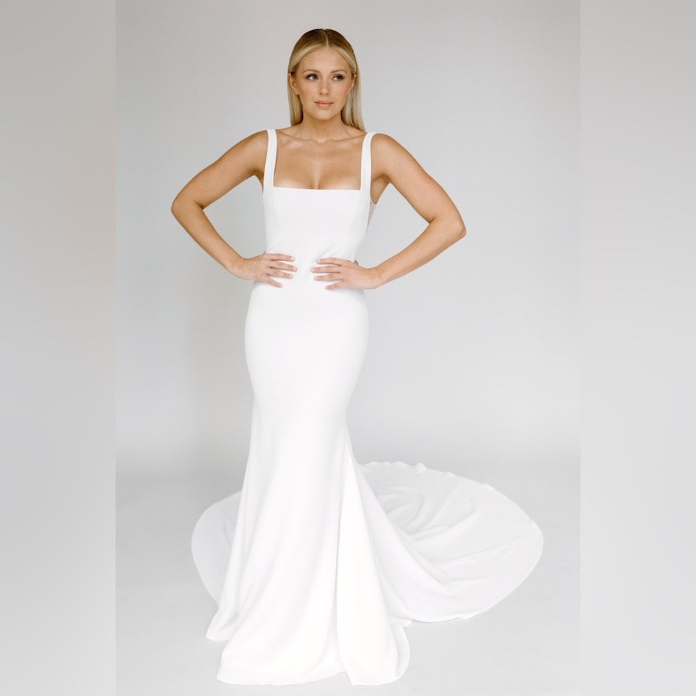 Alyssa Kristen GIGI 2023 Collection NWT never worn no alterations